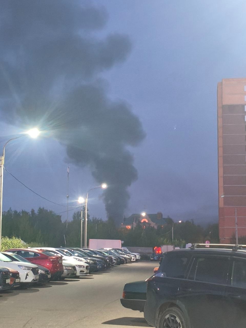 Пожежа та дим у Підмосков'ї після атаки безпілотників 20 липня 2026 року