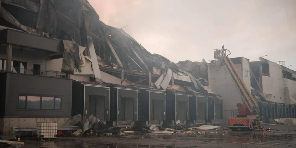 Наслідки нічного удару по Києву та області: руйнування і пошкоджена цивільна інфраструктура
